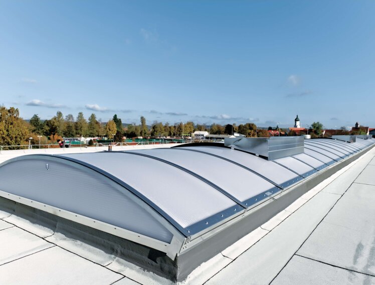 Olağanüst ısı yalıtımına sahip ELS teknolojisiyle geliştirilmiş çatı ışıklıklarının pazar lideri konumunda.