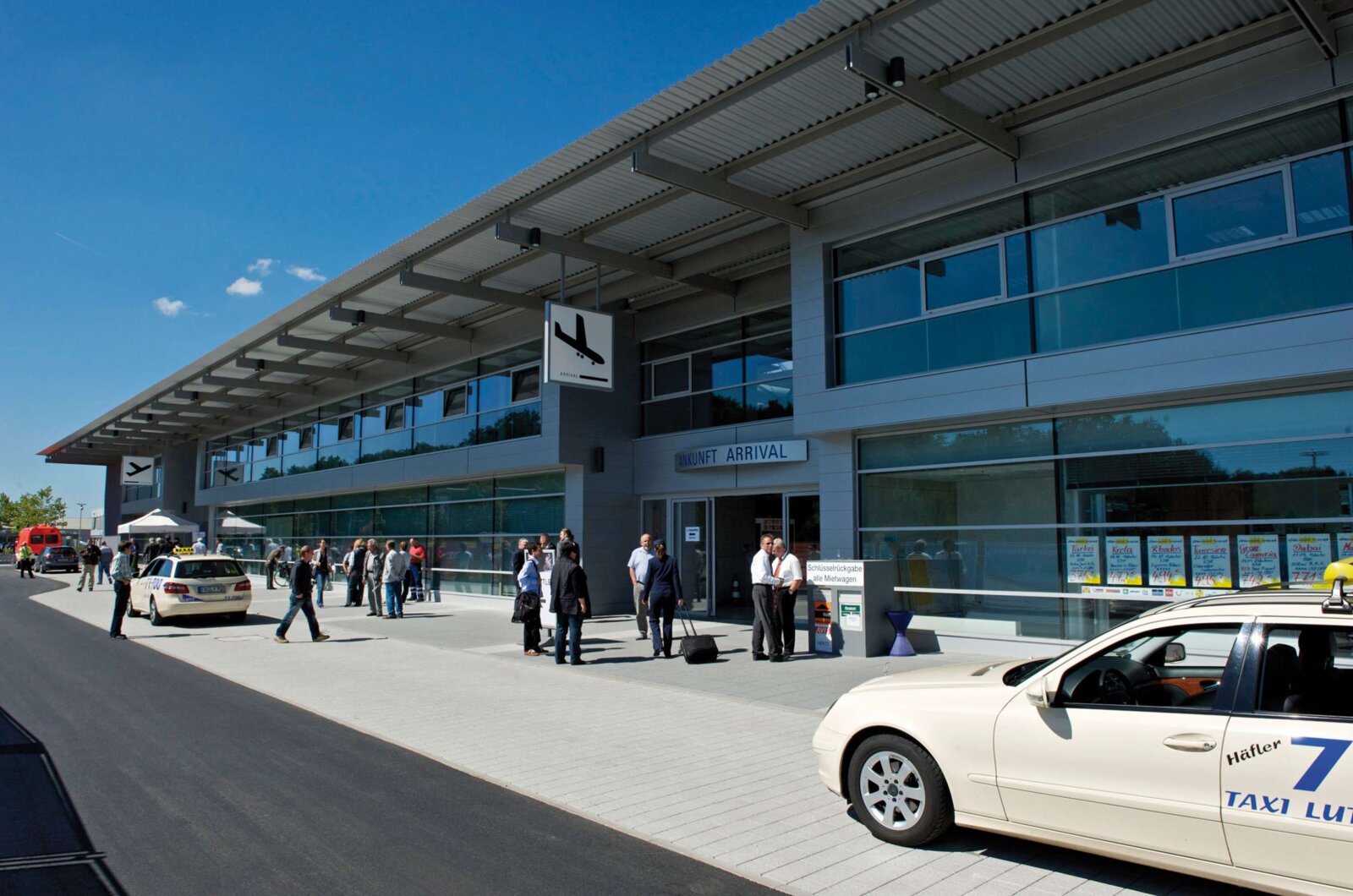 Bodensee-Airport Friedrichshafen - Friedrichshafen